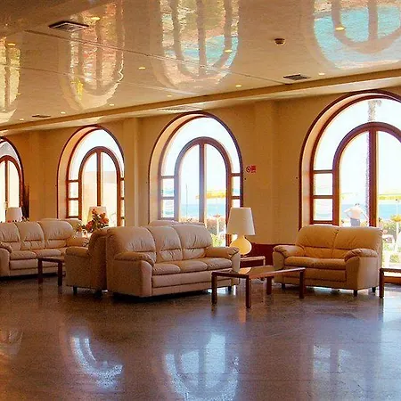Club Solunto Mare 卡斯特尔达恰